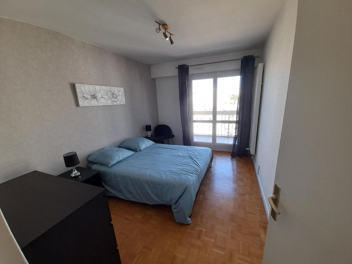 Appartement Hyper Centre Avec Garage Сент Етиен Екстериор снимка